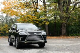 lexus-lx570-section-02-d.jpg